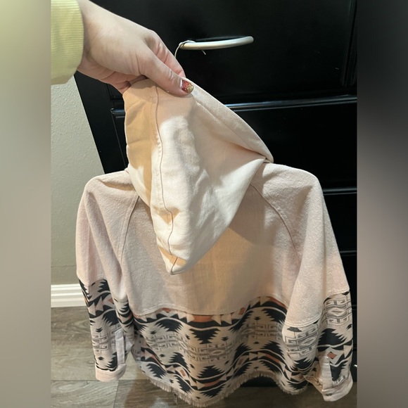 NWT Aztec Print Jacket - Picture 9 of 13